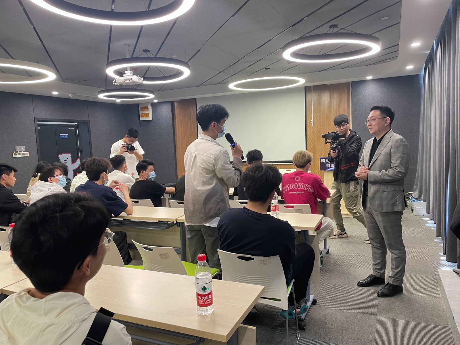 微信图片_20230419161426.jpg